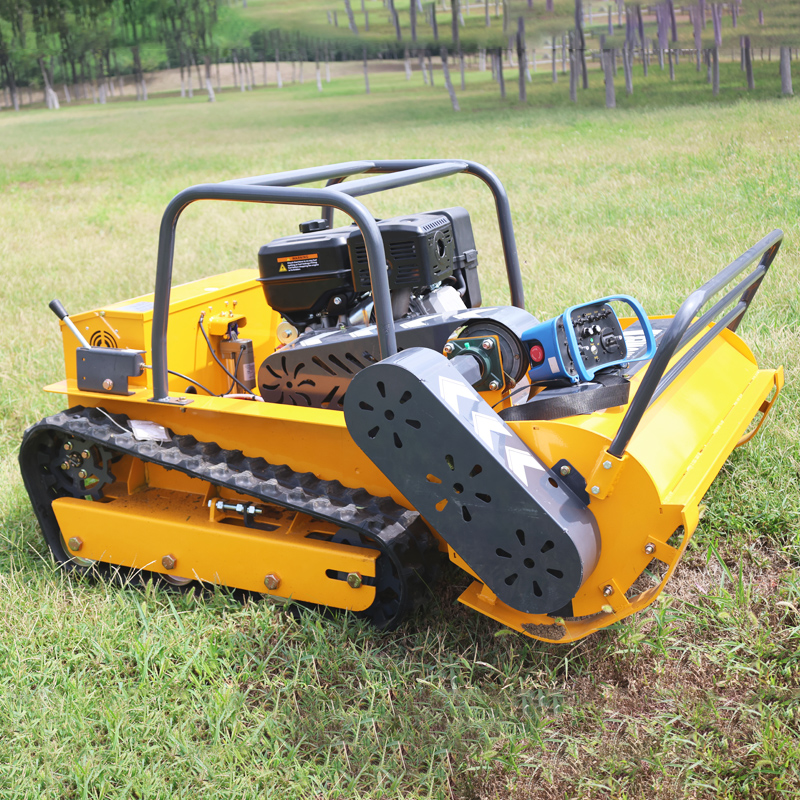 This remote-controlled lawnmow - Farming Zero review and price